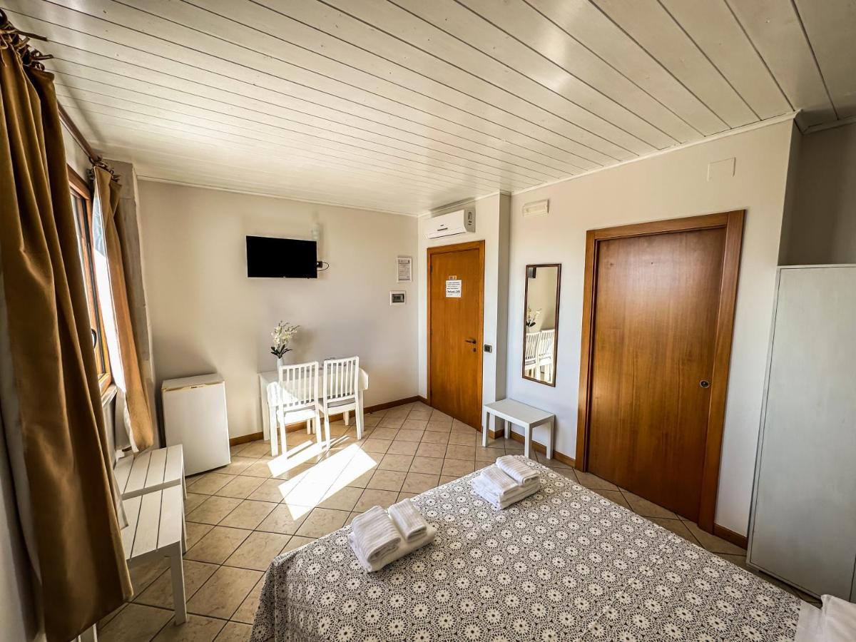 אלברובלו B&B Il Leccio מראה חיצוני תמונה